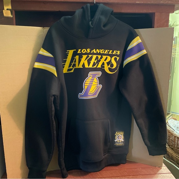 LA Lakers NBA Hooded Sweatshirt with logo front and at lower back - Picture 1 of 10